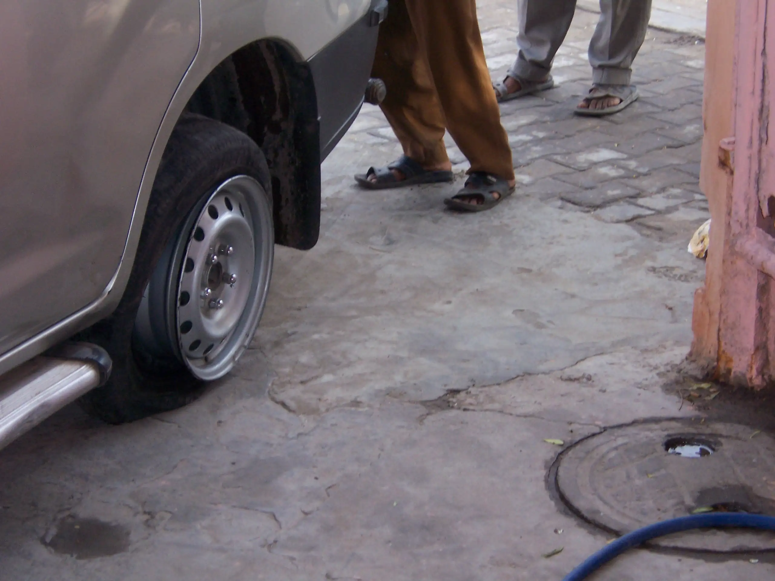 A Flat Tyre Mid-Rental: What We Do About It